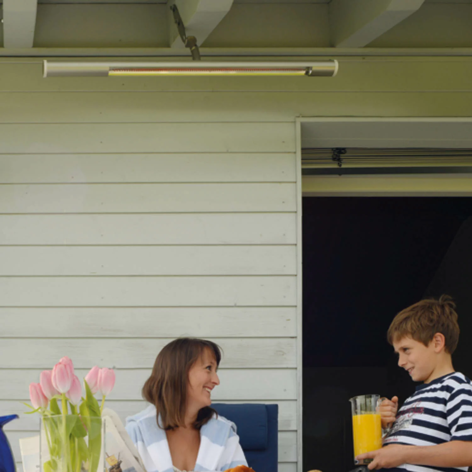 infrazářič Extreme line - heattube -karbonový designový infra zářič