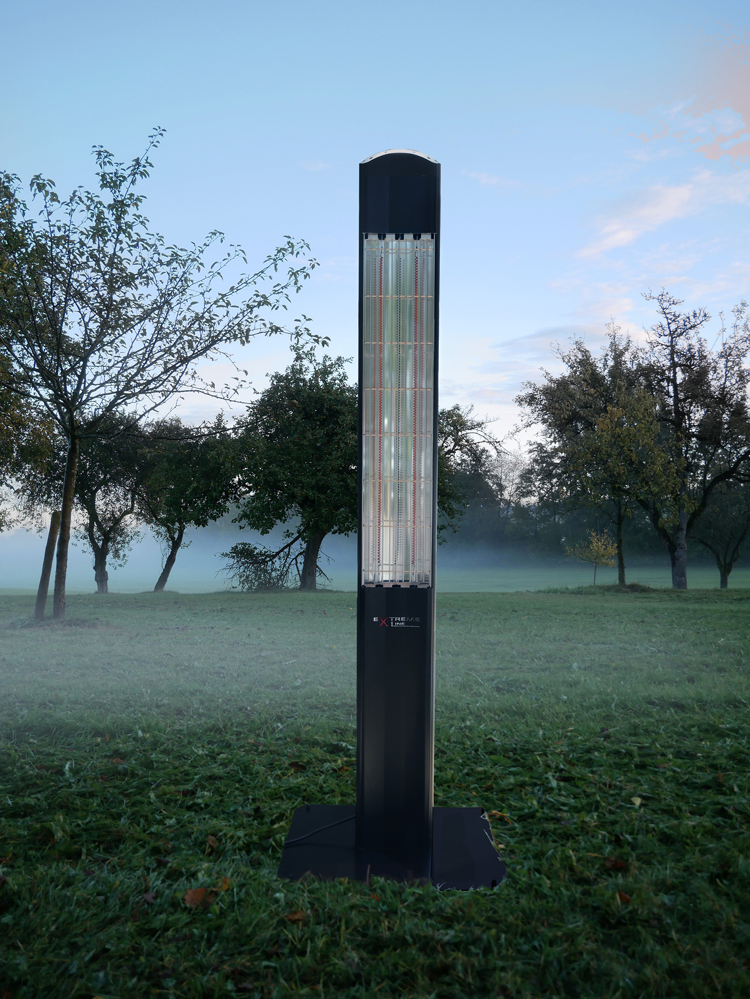 infrazářič Extreme line - heattower -karbonový designový infra zářič