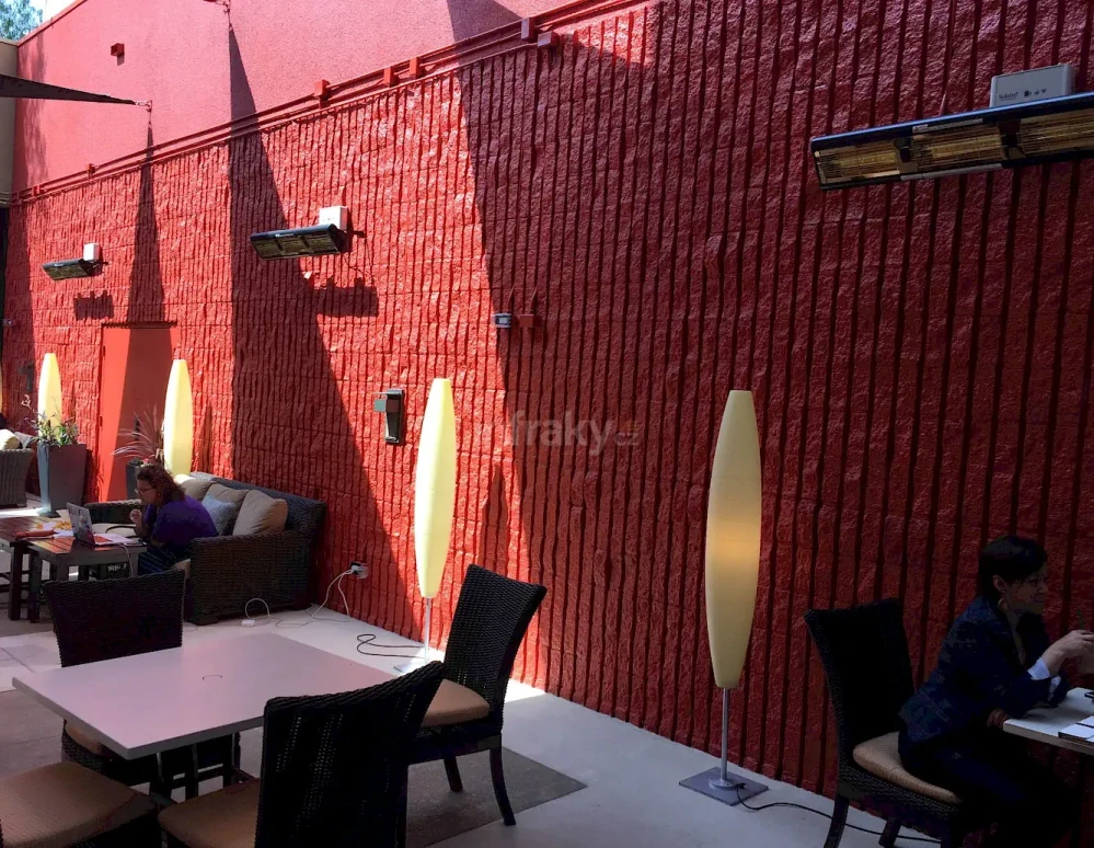 Infrazářič TANSUN Monaco Triple 4,5 kW – Ultra Low Glare třílampový quartzový infrazářič se zlatým reflektorem - antracit