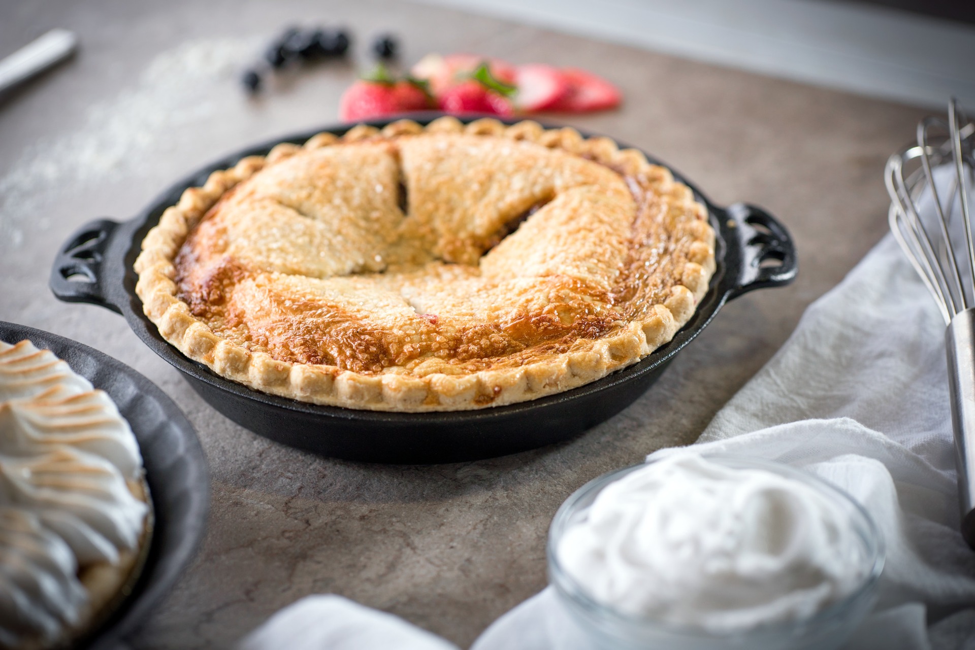 Litinový pekáč na koláč Camp Chef