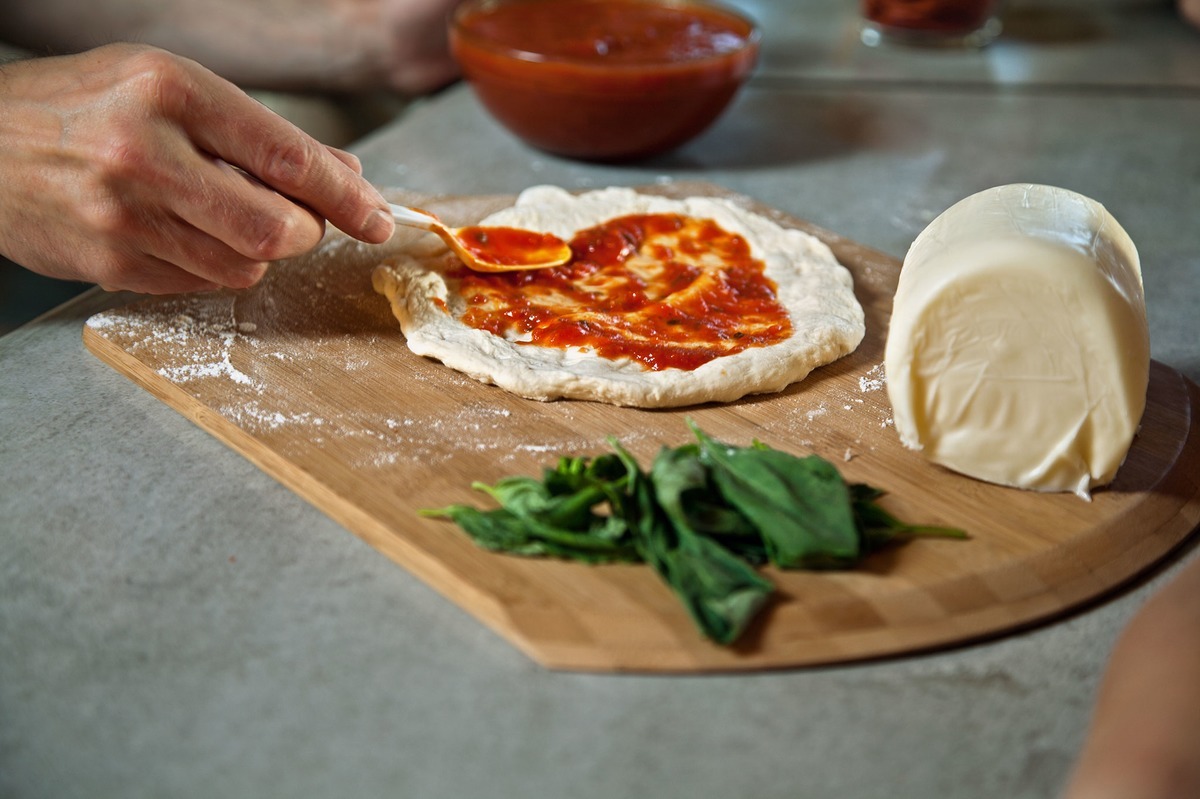 Bambusové prkénko na pizzu Camp Chef