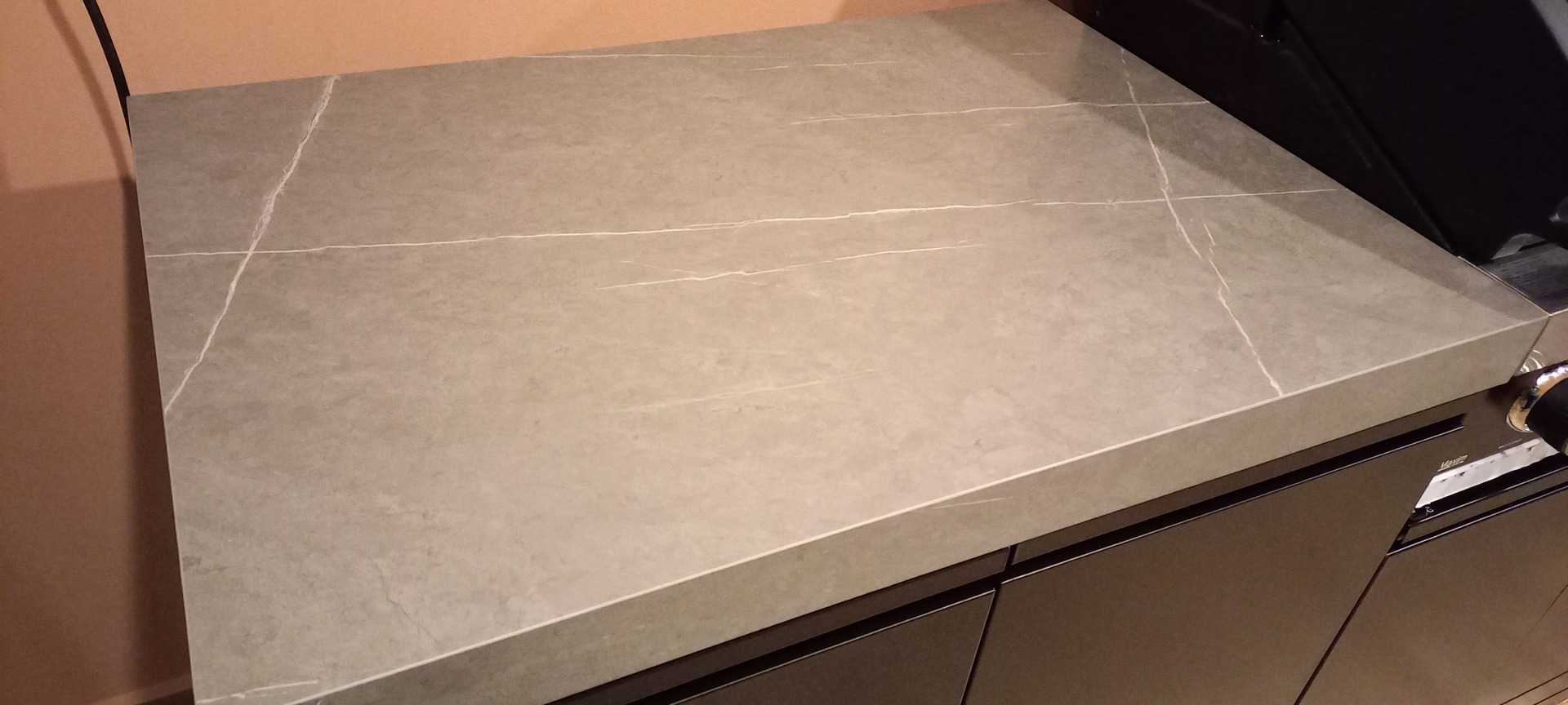 GRANDPRO Boční modulová skříňka 90 cm s kamennou pracovní deskou