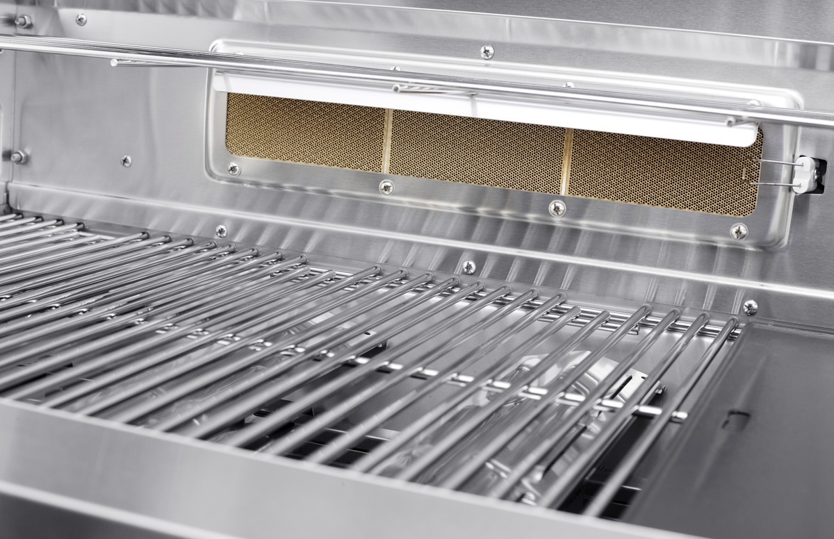 Plynový gril GrandHall ELITE G5 se zadním a bočním hořákem