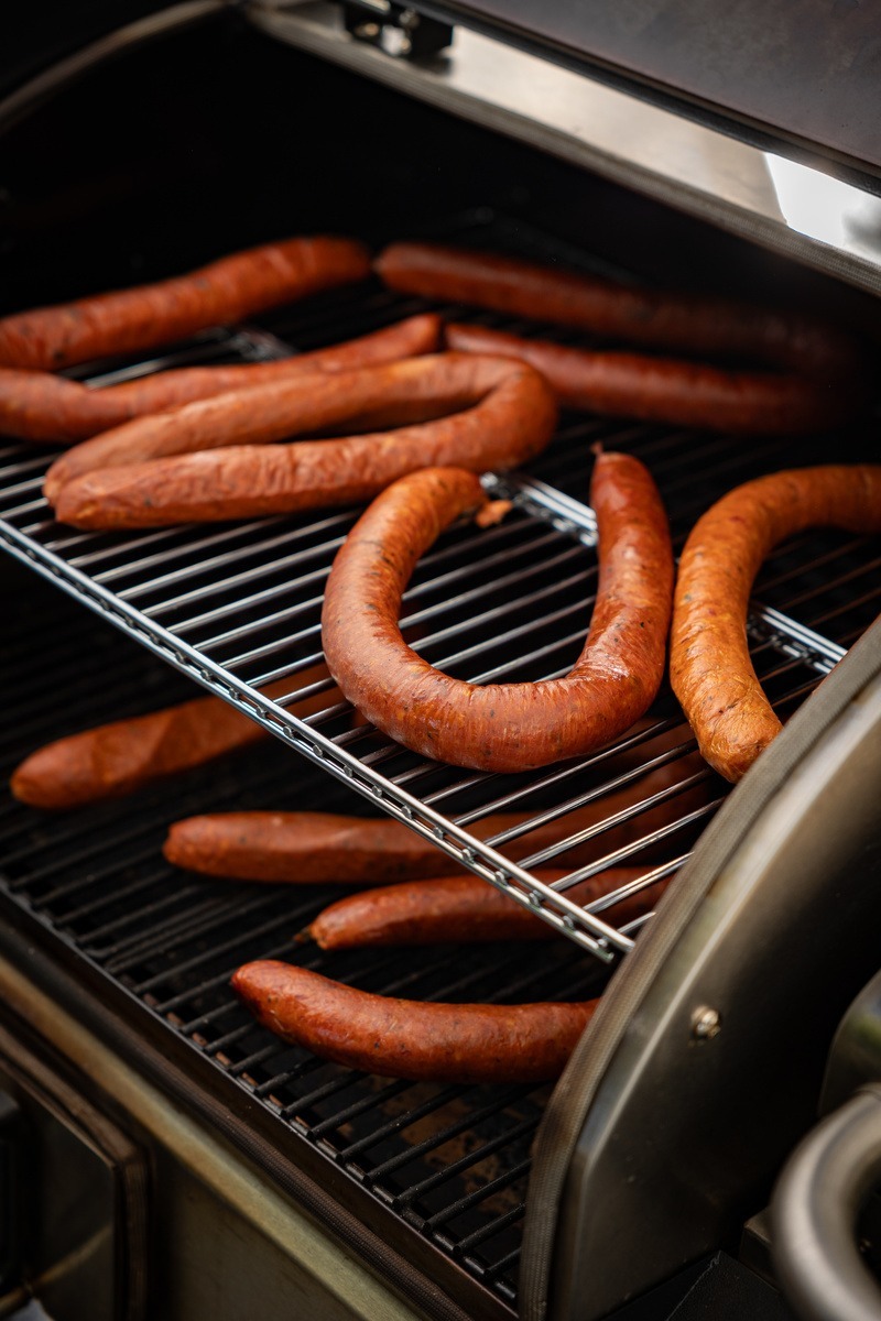 Peletový gril Camp Chef WOODWIND PRO 24 - komfortní gril s udírnou pro dokonalou přípravu pokrmů