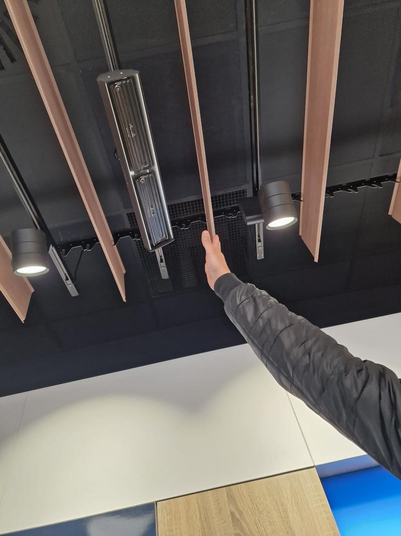 infrazářiče welltherm v prodejně O2