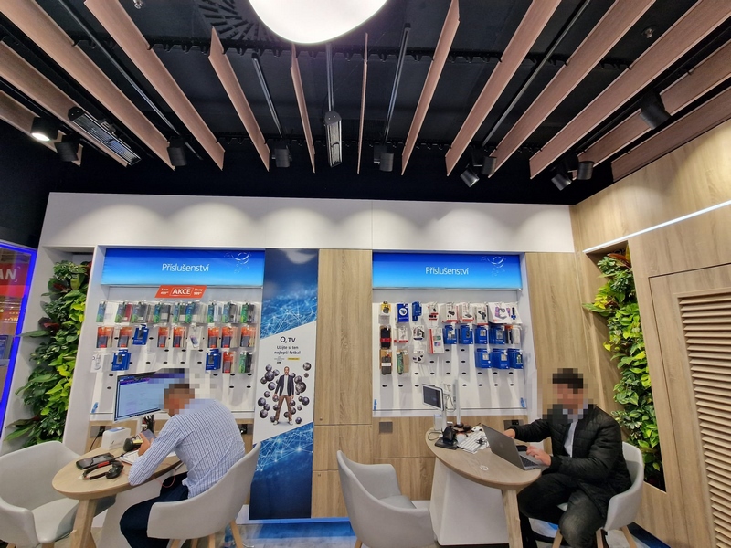 infrazářiče welltherm v prodejně O2
