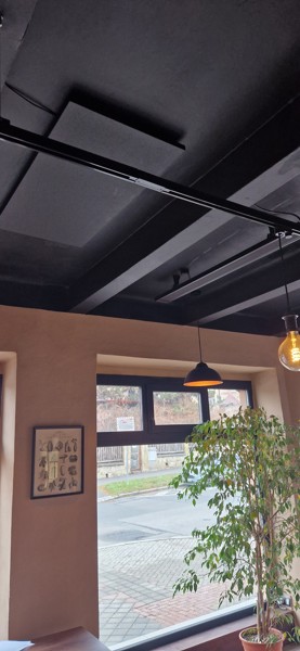 infrapanely v restauraci LEAF v kombinaci s infrazářiči