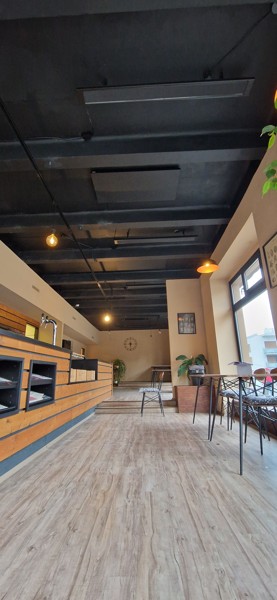 infrapanely v restauraci LEAF v kombinaci s infrazářiči