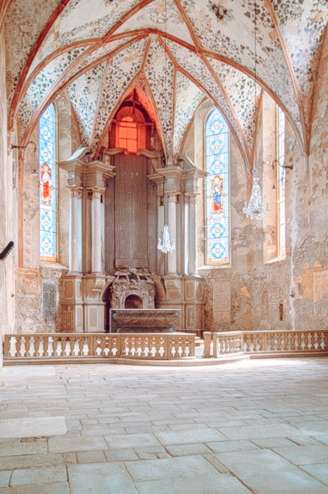 infrazářiče Tansun v kostele, vytápění kostelů