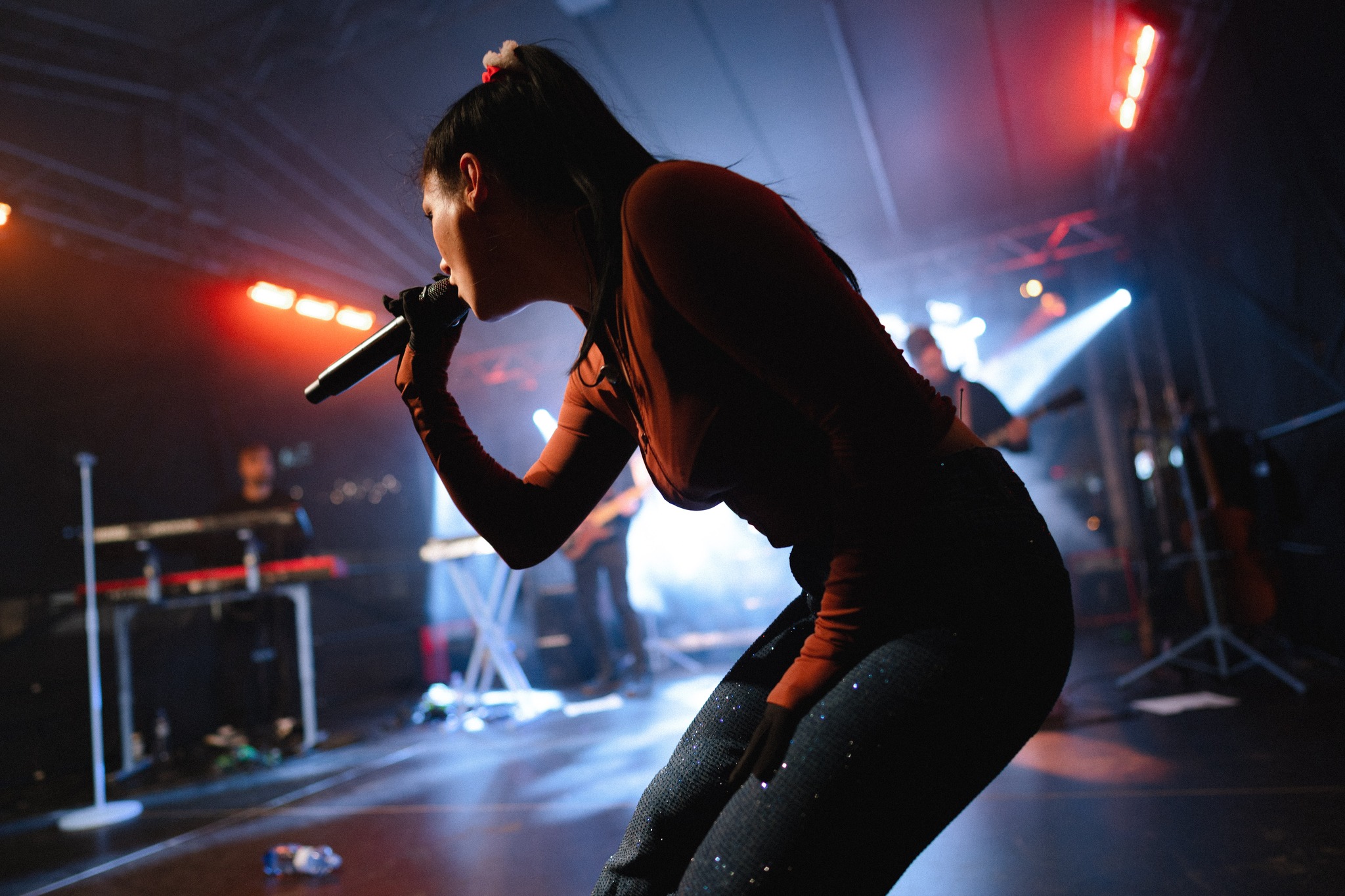 infrazarice_tansun_apollo_koncert_podium_vytapeni_kapela-7