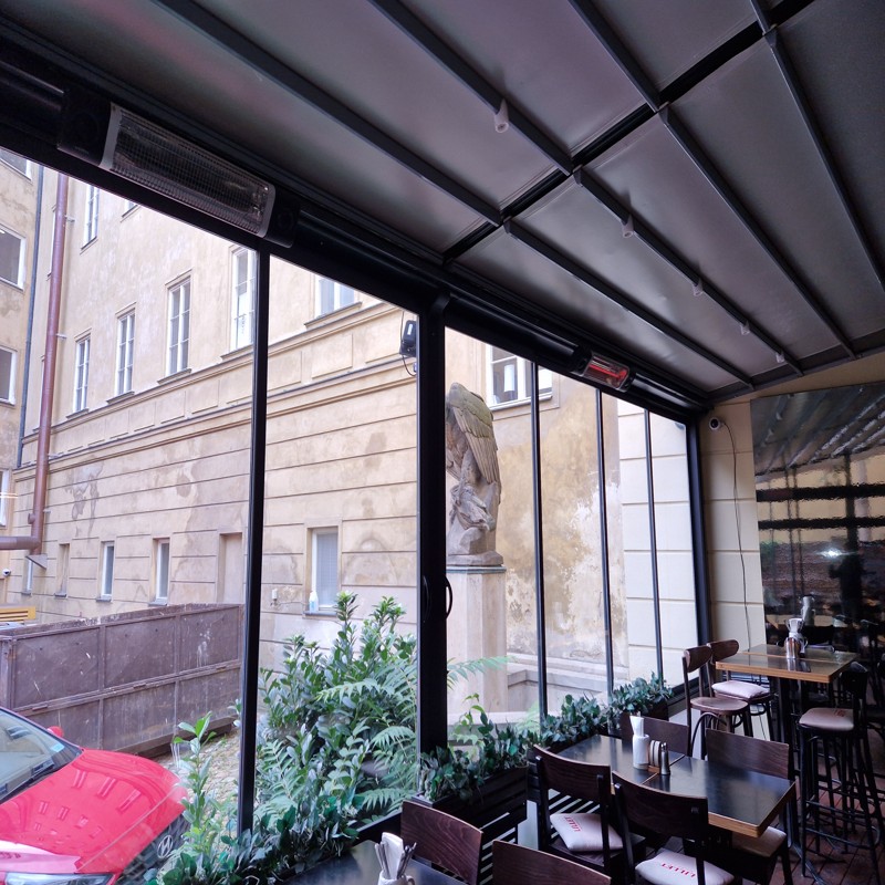vytápění zimní zahrady restaurace U Supa infrazářiči VEITO CH2500RW